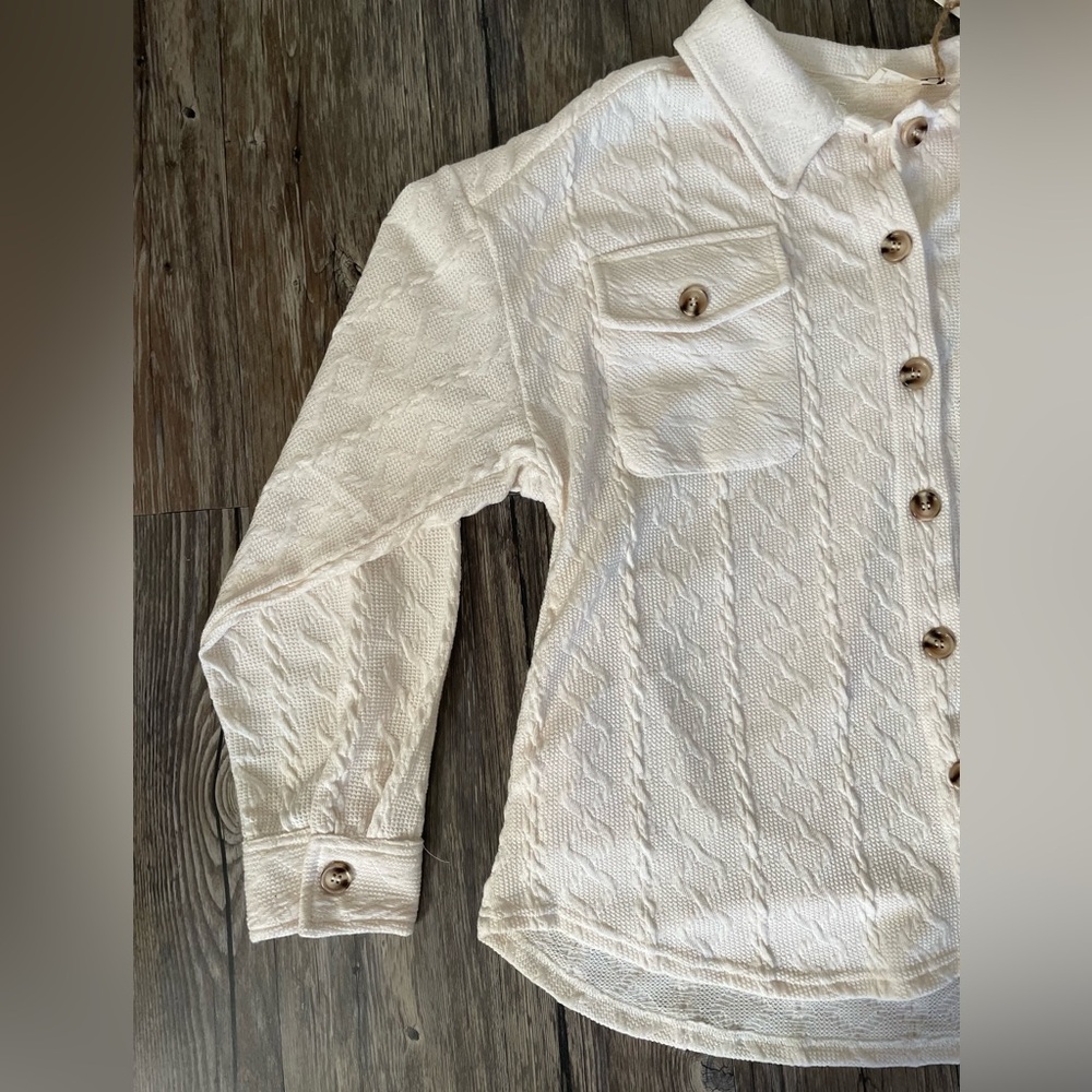 NWT New In Cream Textured Button-Up Shacket – Women’s Large - Picture 4 of 6